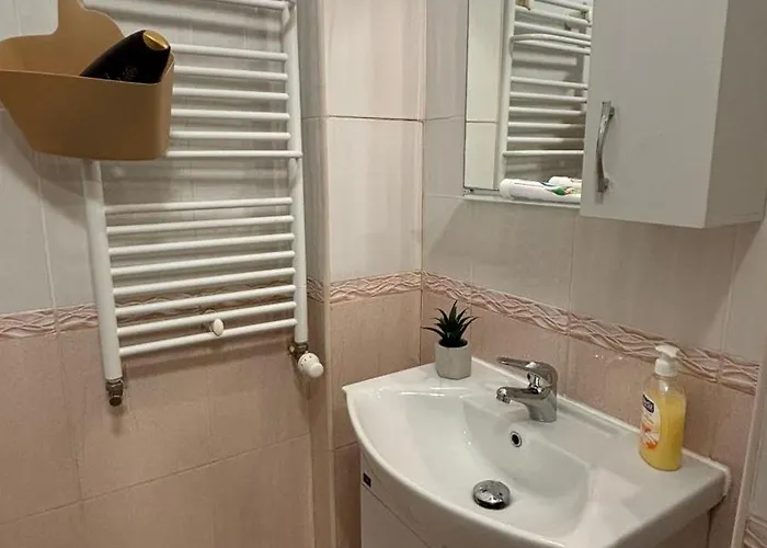 Quiet 2 Bedrooms Downtown * Sofía